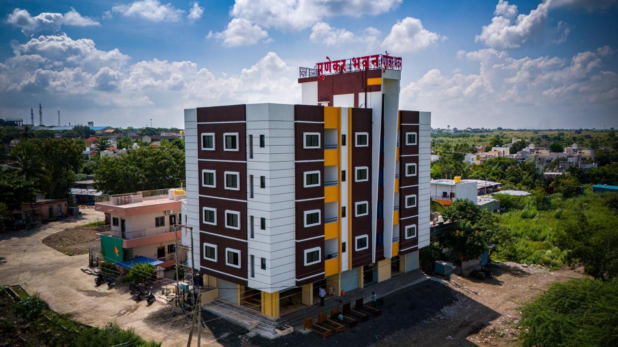 Punekar Bhavan Akalkot Eksteriør billede